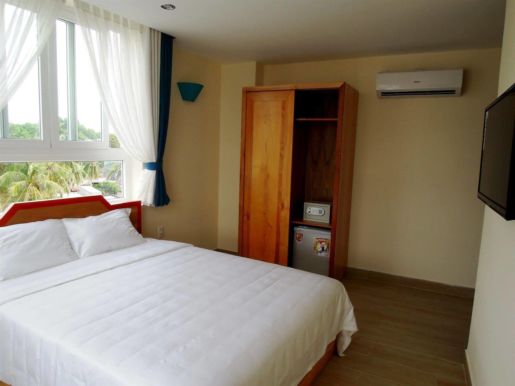 Gia Huy Hotel Фукуок Екстер'єр фото